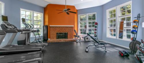 Exercise room at Addison Circle Apartments